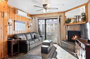 Epic Ski Escape, Ski-In-Out Studio, Steps from Main Street Dining, Shopping, and Nightlife!